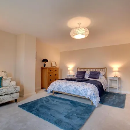 2 Bed In Oc-ds1019